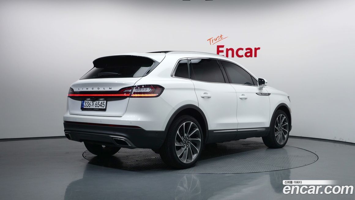 Lincoln Nautilus 2023