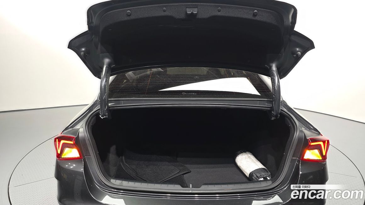 Kia K5 2023