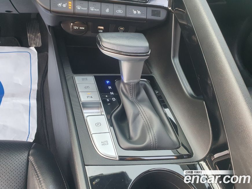 Hyundai AVANTE 2024