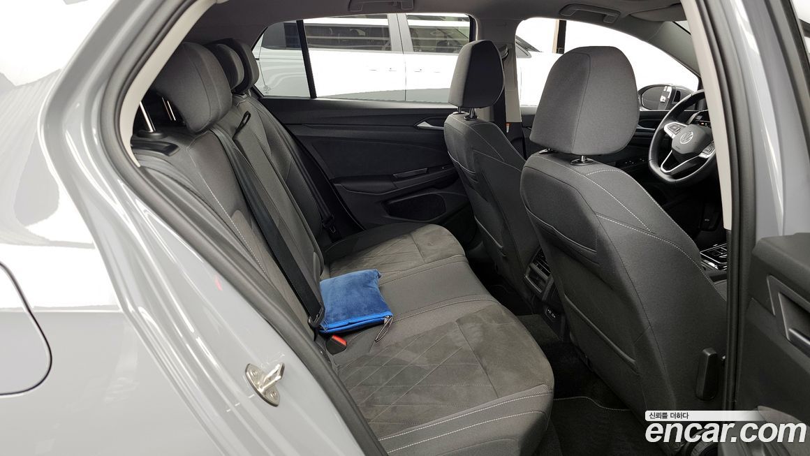 Volkswagen Golf 2023