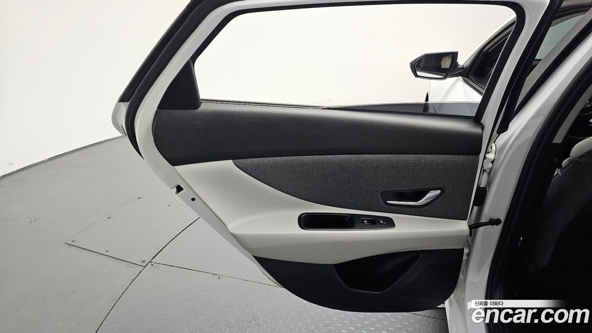 Hyundai AVANTE 2021