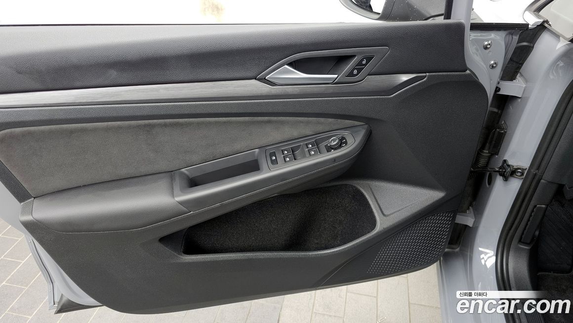Volkswagen Golf 2023