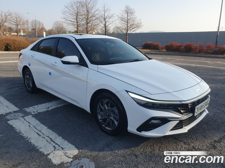 Hyundai AVANTE 2024