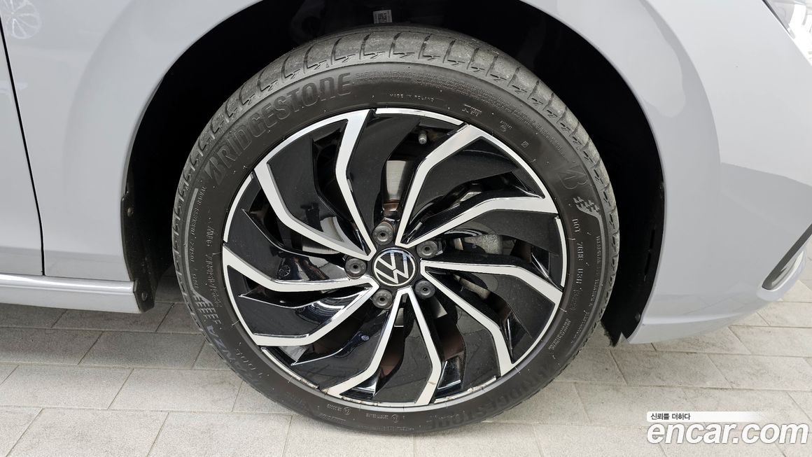 Volkswagen Golf 2023
