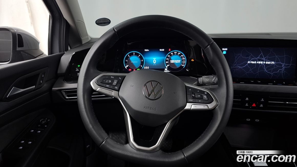 Volkswagen Golf 2023