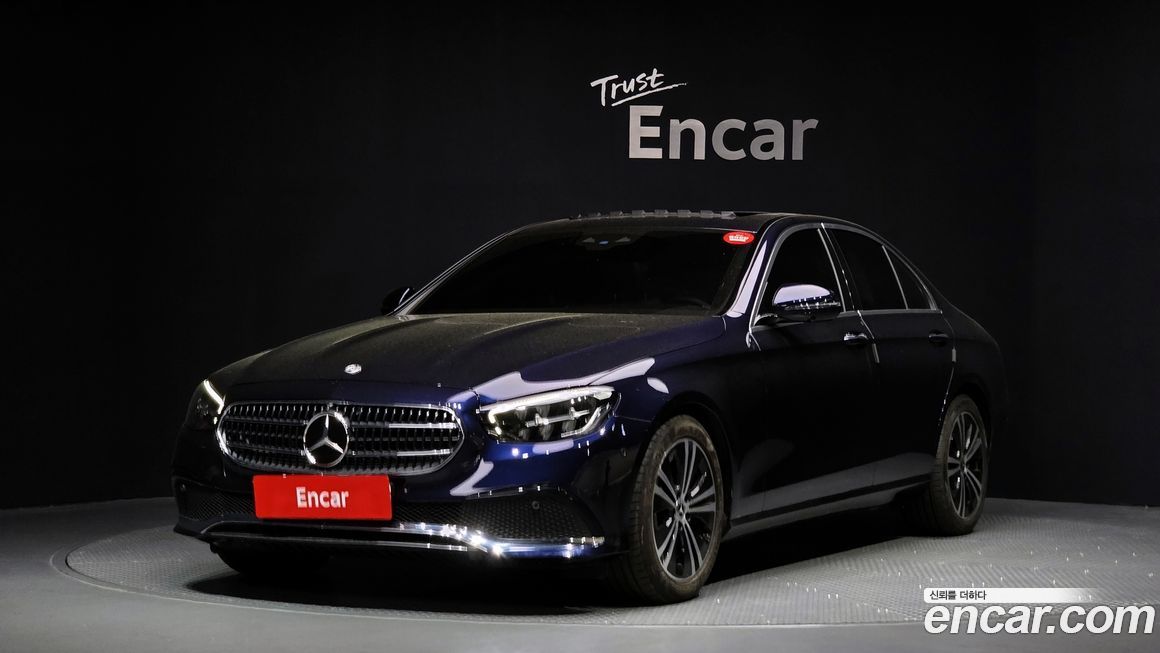 Mercedes-Benz E-Class 2022