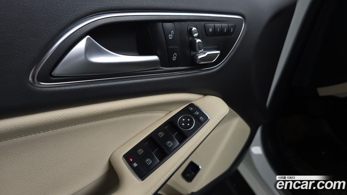Mercedes-Benz GLA-Class 2018