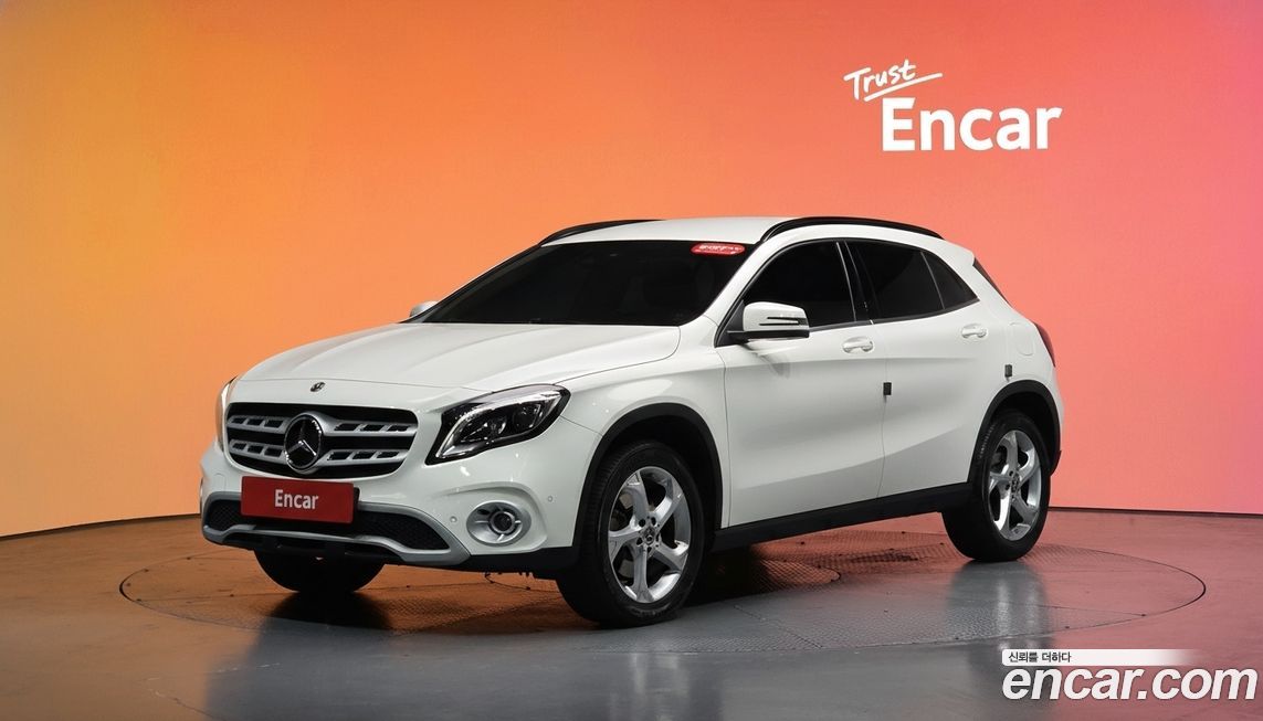 Mercedes-Benz GLA-Class 2018