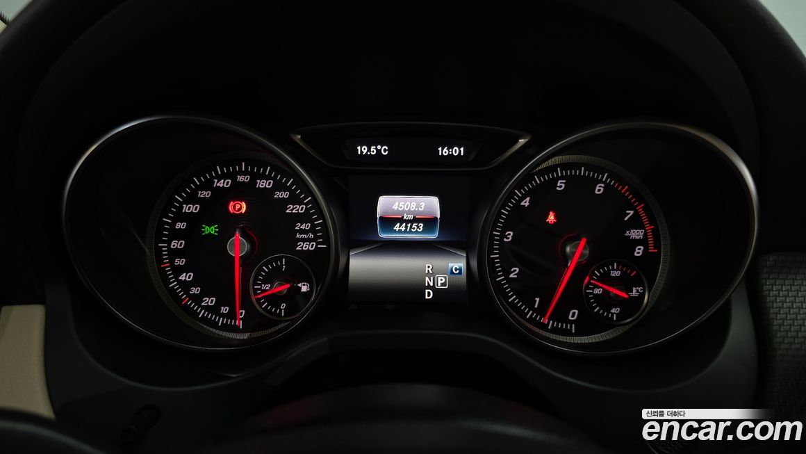 Mercedes-Benz GLA-Class 2018