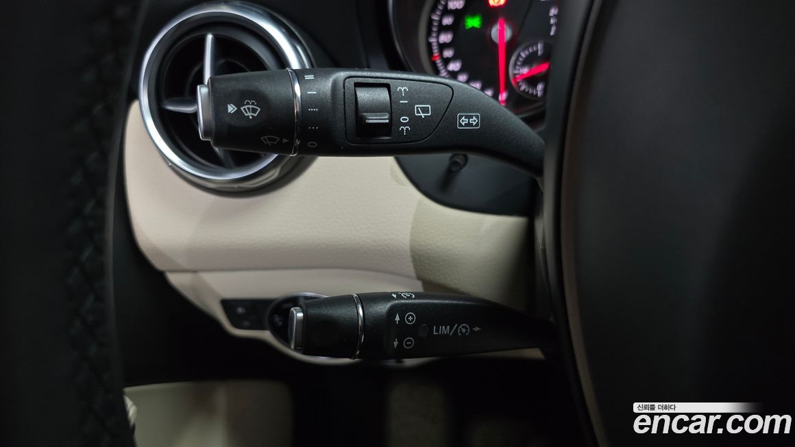 Mercedes-Benz GLA-Class 2018