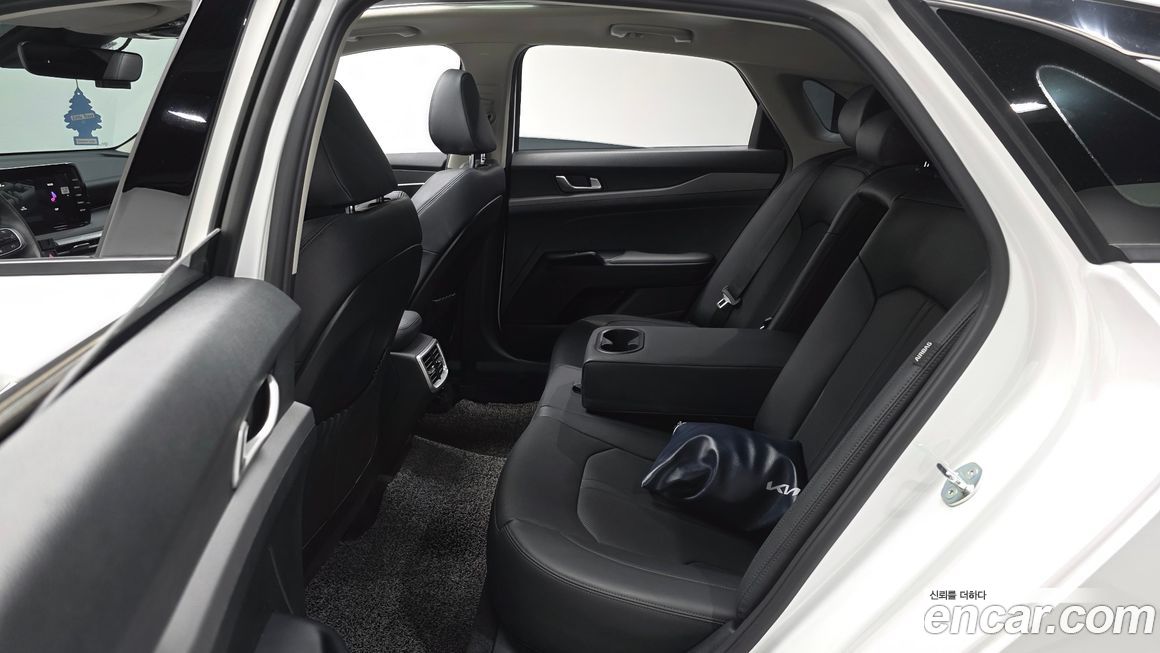 Kia K5 2023