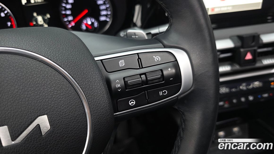 Kia K5 2023