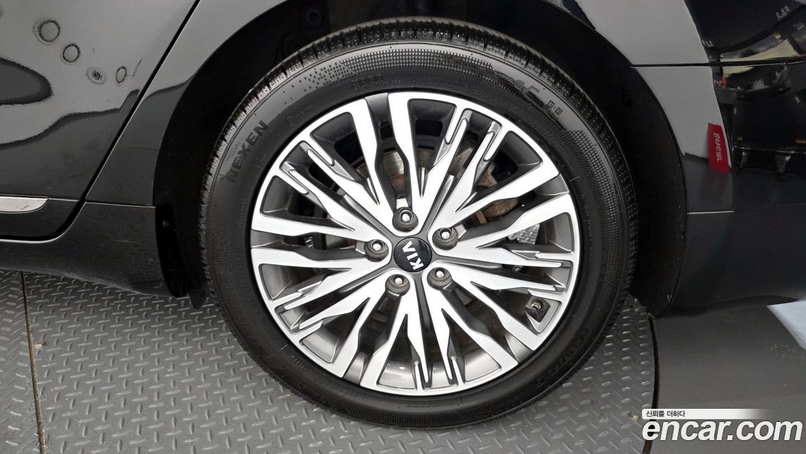 Kia K7 2020