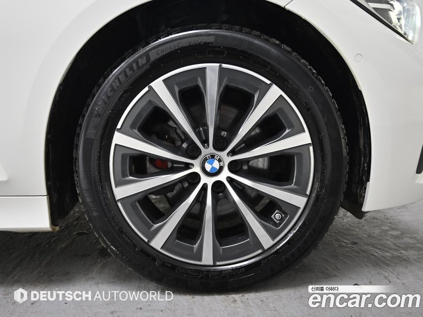 BMW 3-Series 2019