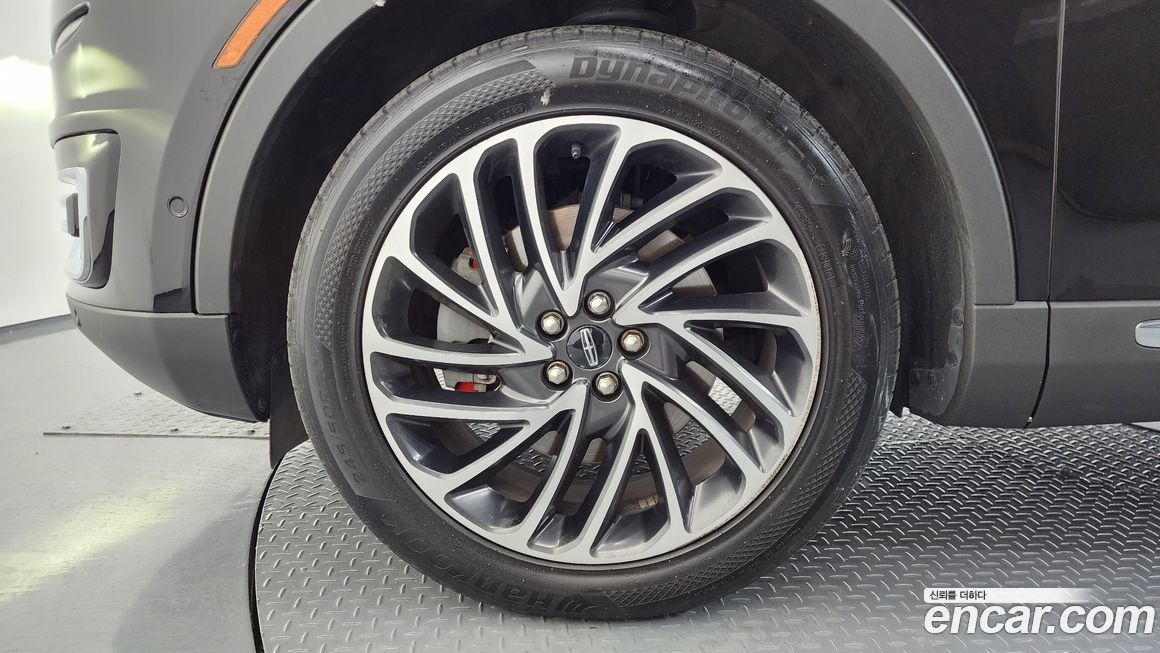 Lincoln Nautilus 2019