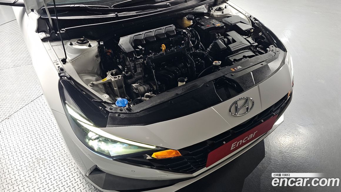 Hyundai AVANTE 2023
