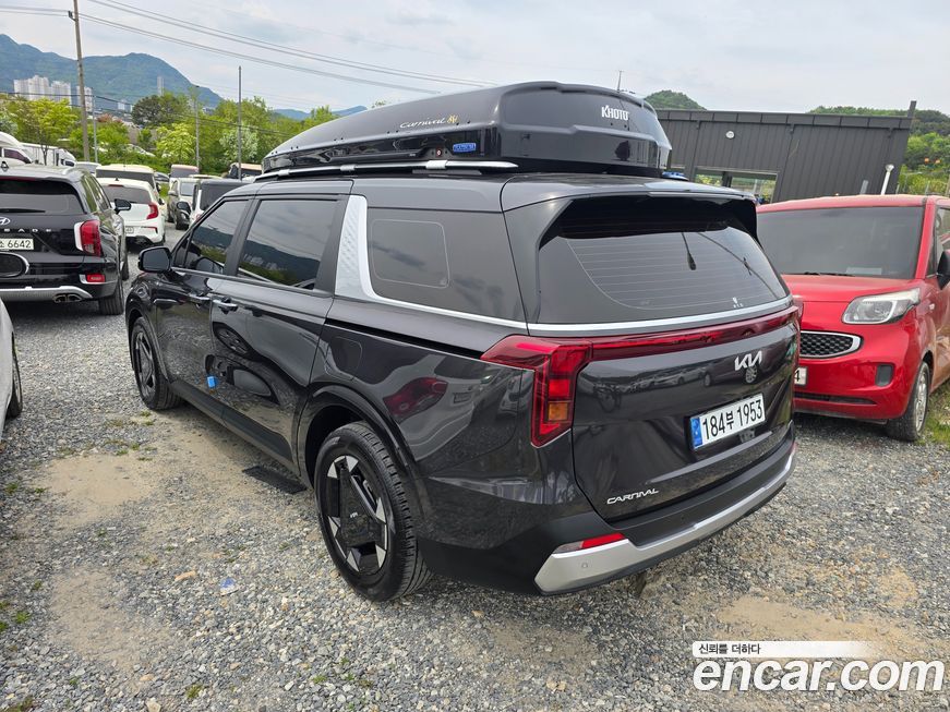 Kia Canival 2024