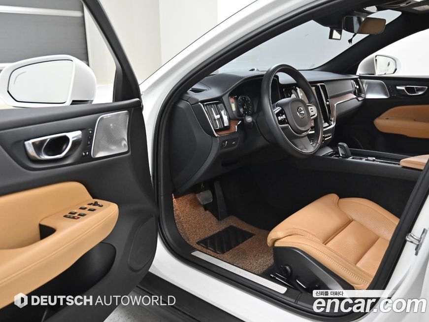 Volvo V60 2021