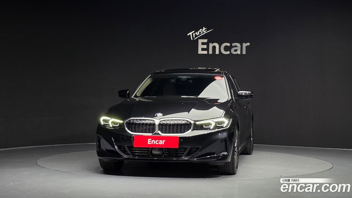 BMW 3-Series 2023