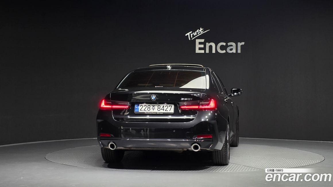 BMW 3-Series 2023