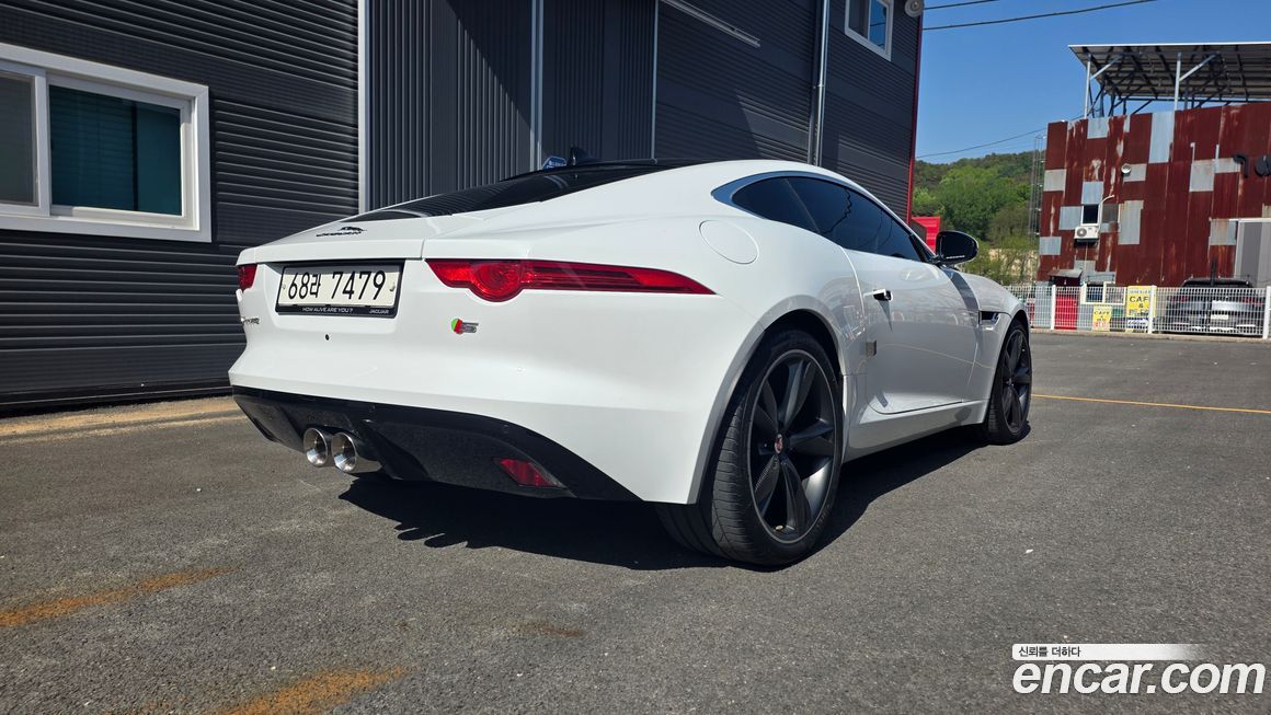 Jaguar F-TYPE 2015