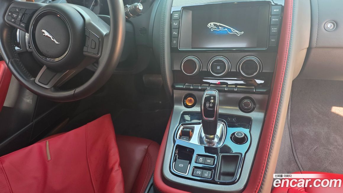 Jaguar F-TYPE 2015