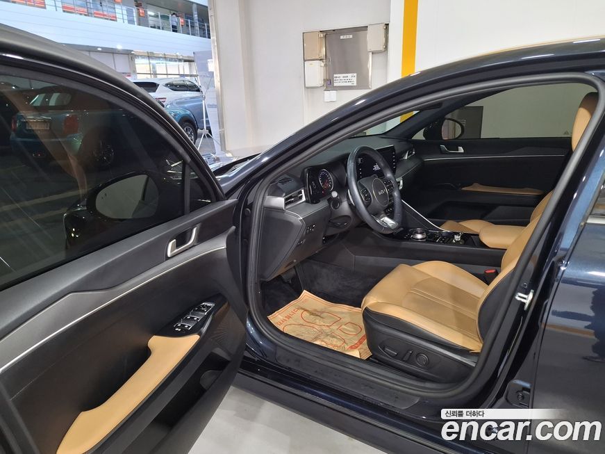 Kia K5 2023