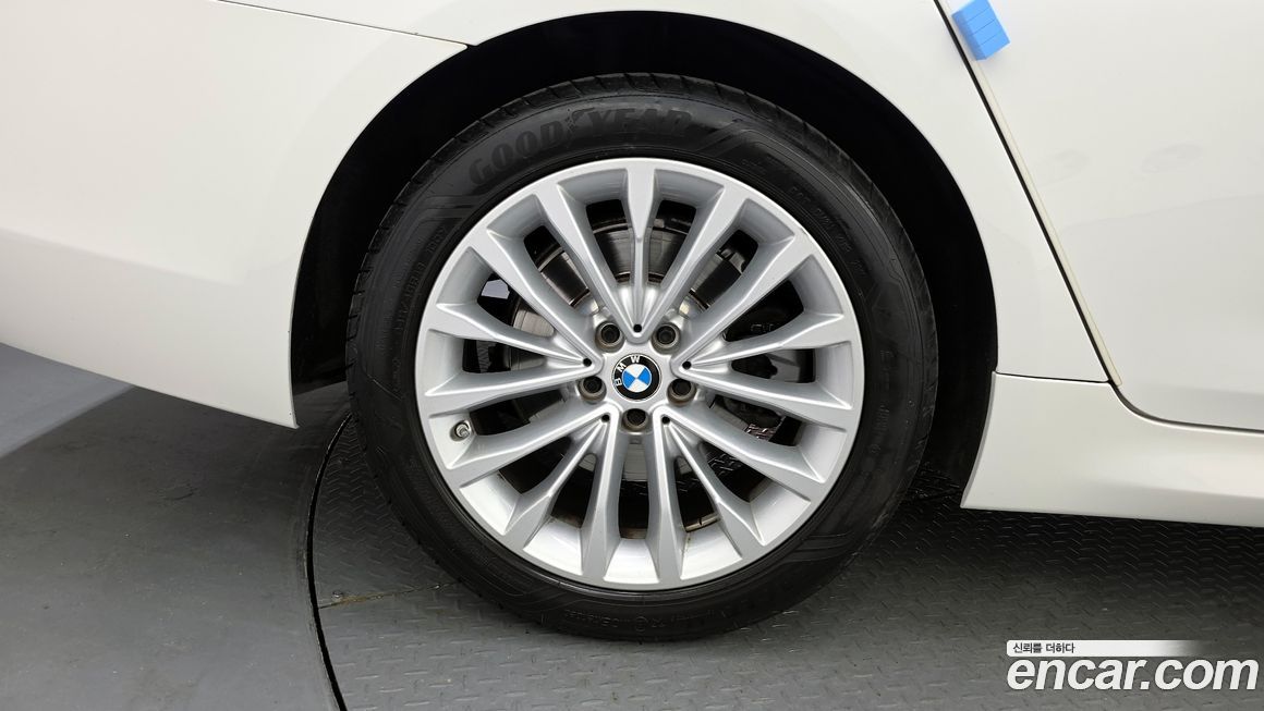 BMW 5-Series 2018