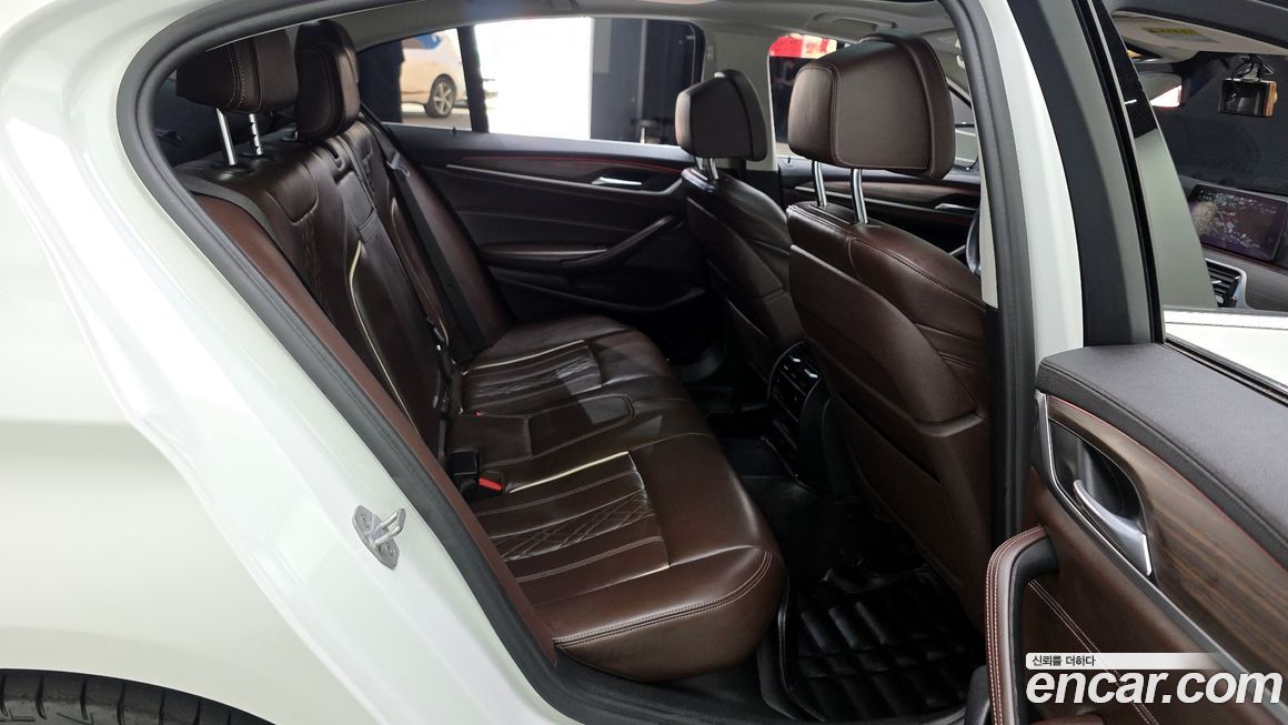 BMW 5-Series 2018