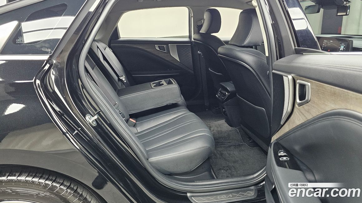 Kia K8 2024