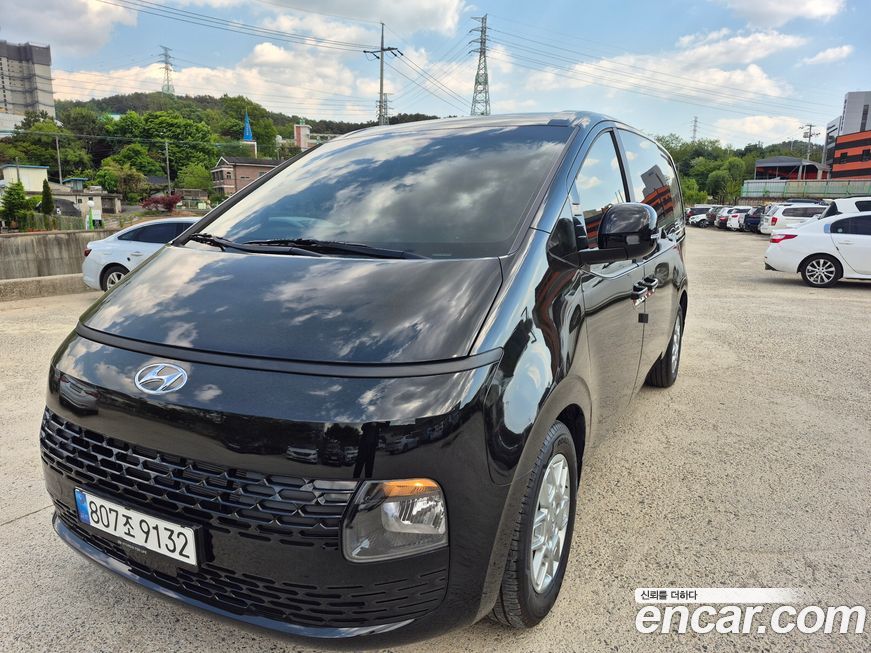 Hyundai Staria 2023