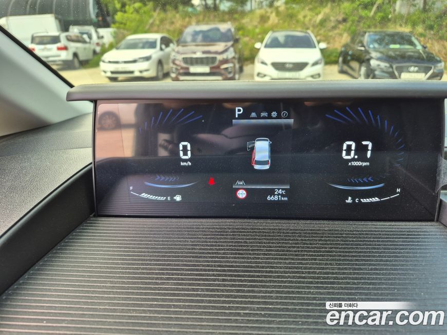 Hyundai Staria 2023