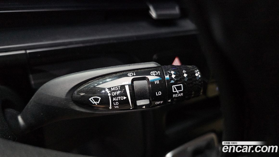 Hyundai Staria 2025