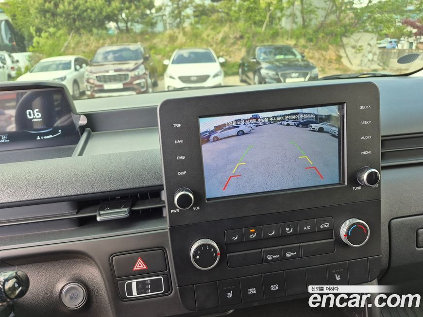 Hyundai Staria 2023