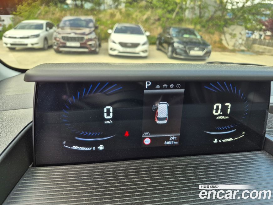 Hyundai Staria 2023