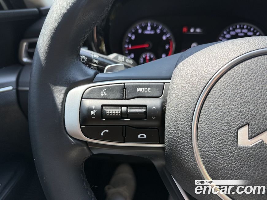 Kia K5 2023