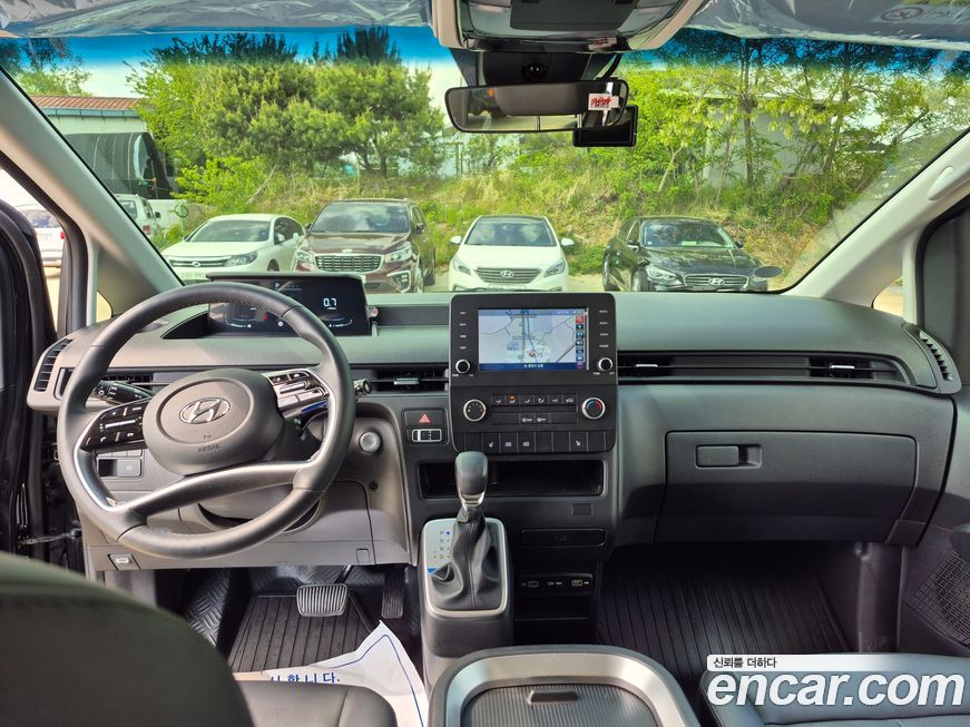 Hyundai Staria 2023
