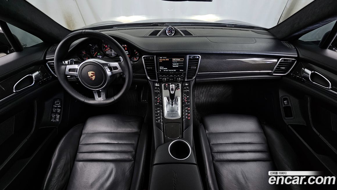 Porsche Panamera 2013