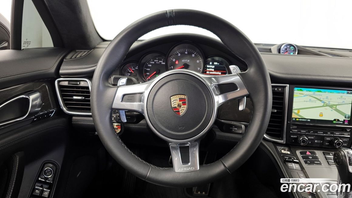Porsche Panamera 2013