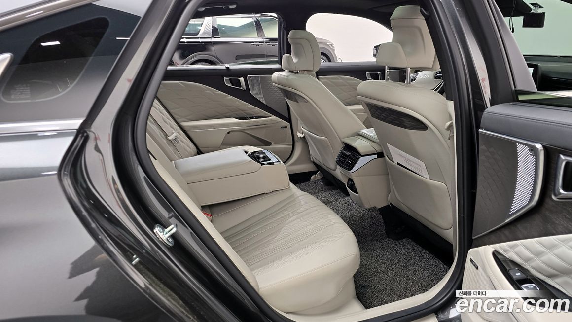 Kia K8 2023