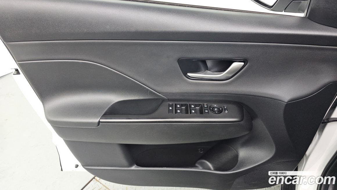 Hyundai Kona 2025