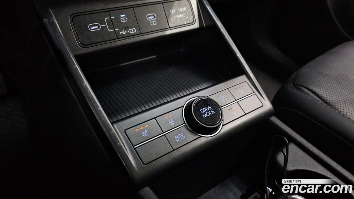Hyundai Kona 2025