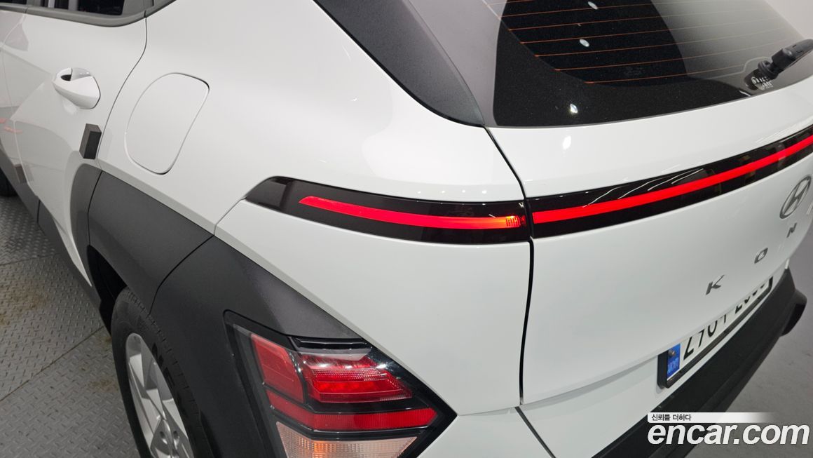 Hyundai Kona 2025
