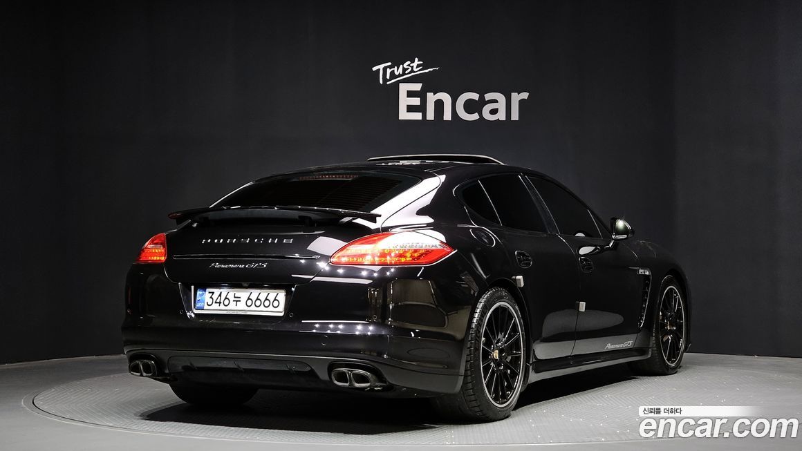 Porsche Panamera 2013