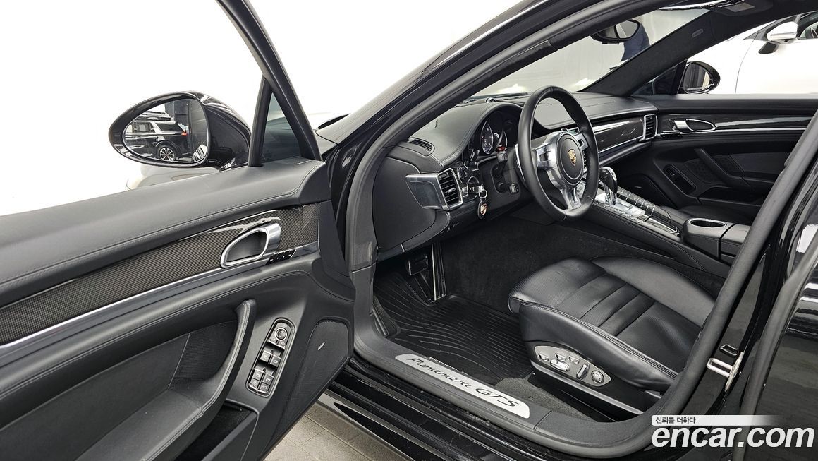 Porsche Panamera 2013