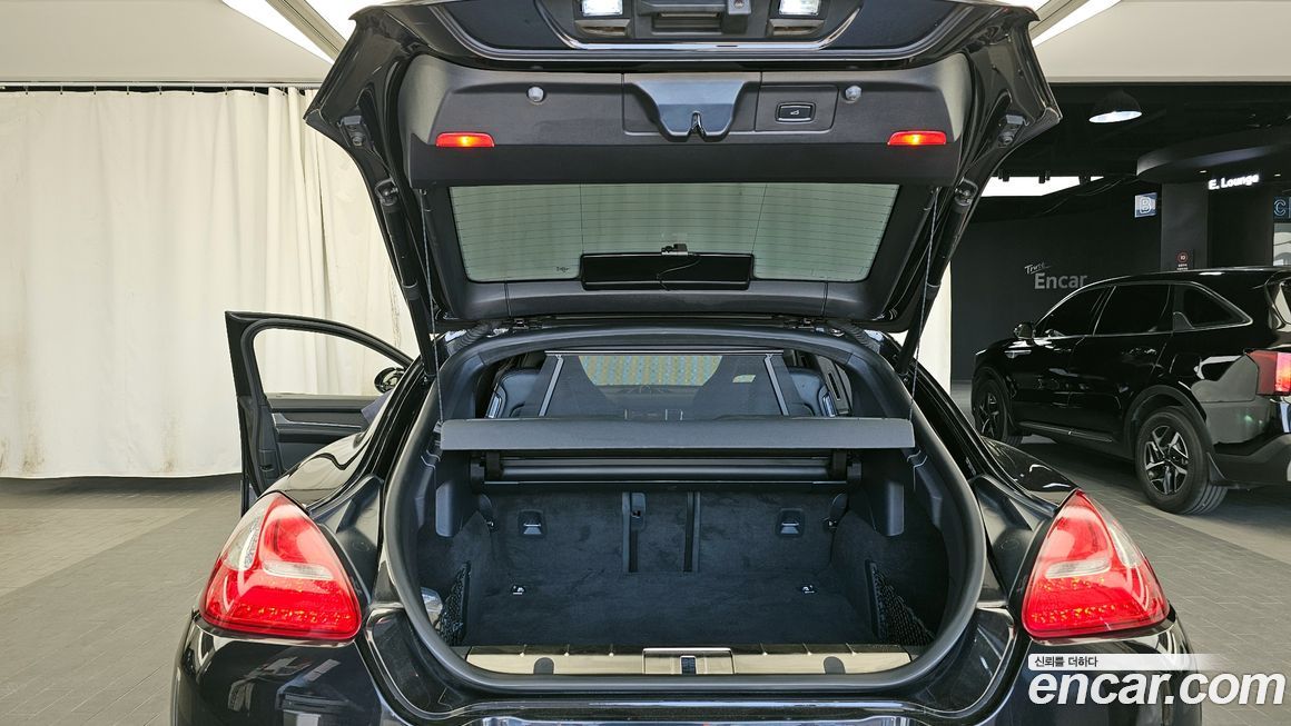 Porsche Panamera 2013