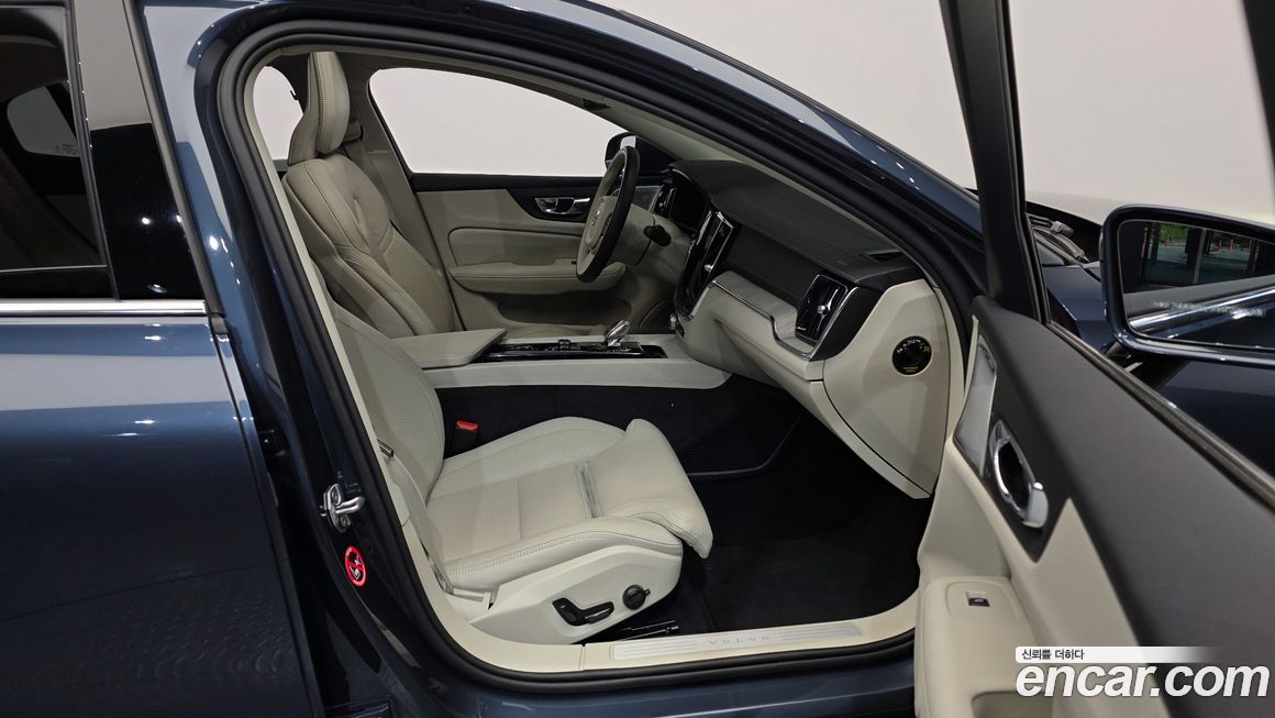 Volvo S60 2021