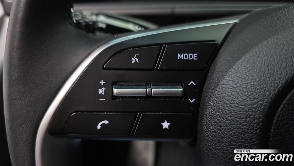 Hyundai Staria 2025