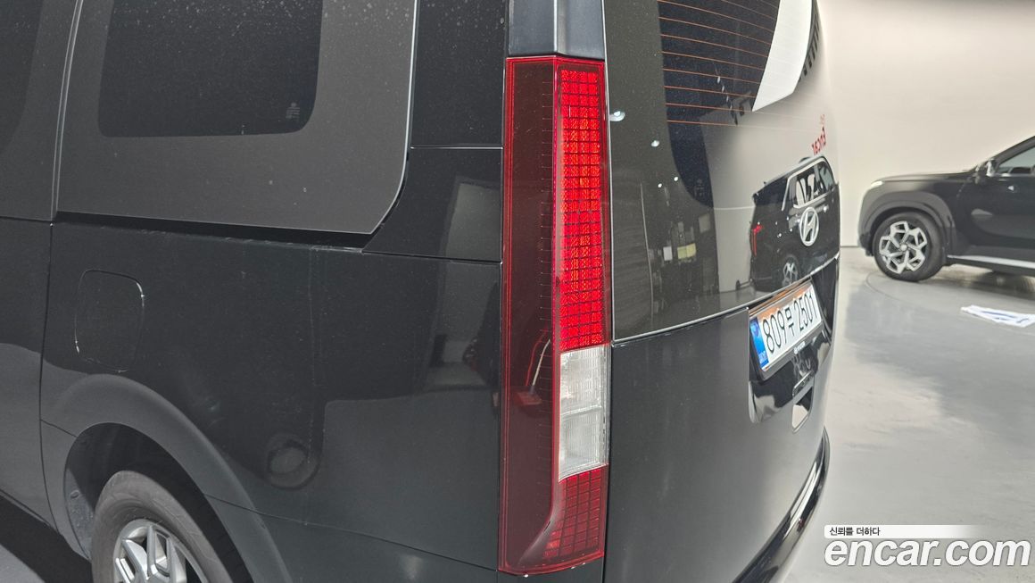 Hyundai Staria 2025