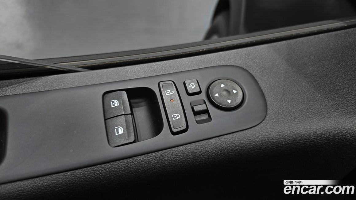 Hyundai Staria 2025